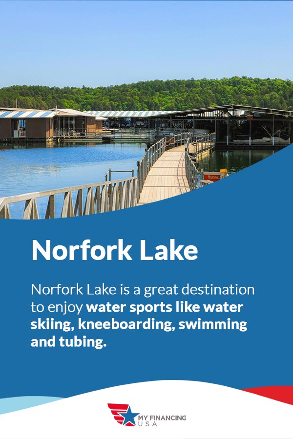 Norfork Lake is a great destination to enjoy water sports like water skiing, kneeboarding, swimming and tubing.